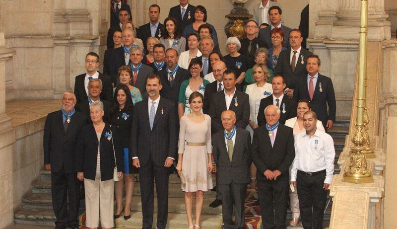 condecoracionesmeritocivil_general_casareal