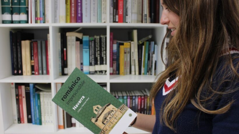 fundacion-cultura-libros-romanico-imprescindible-navarra