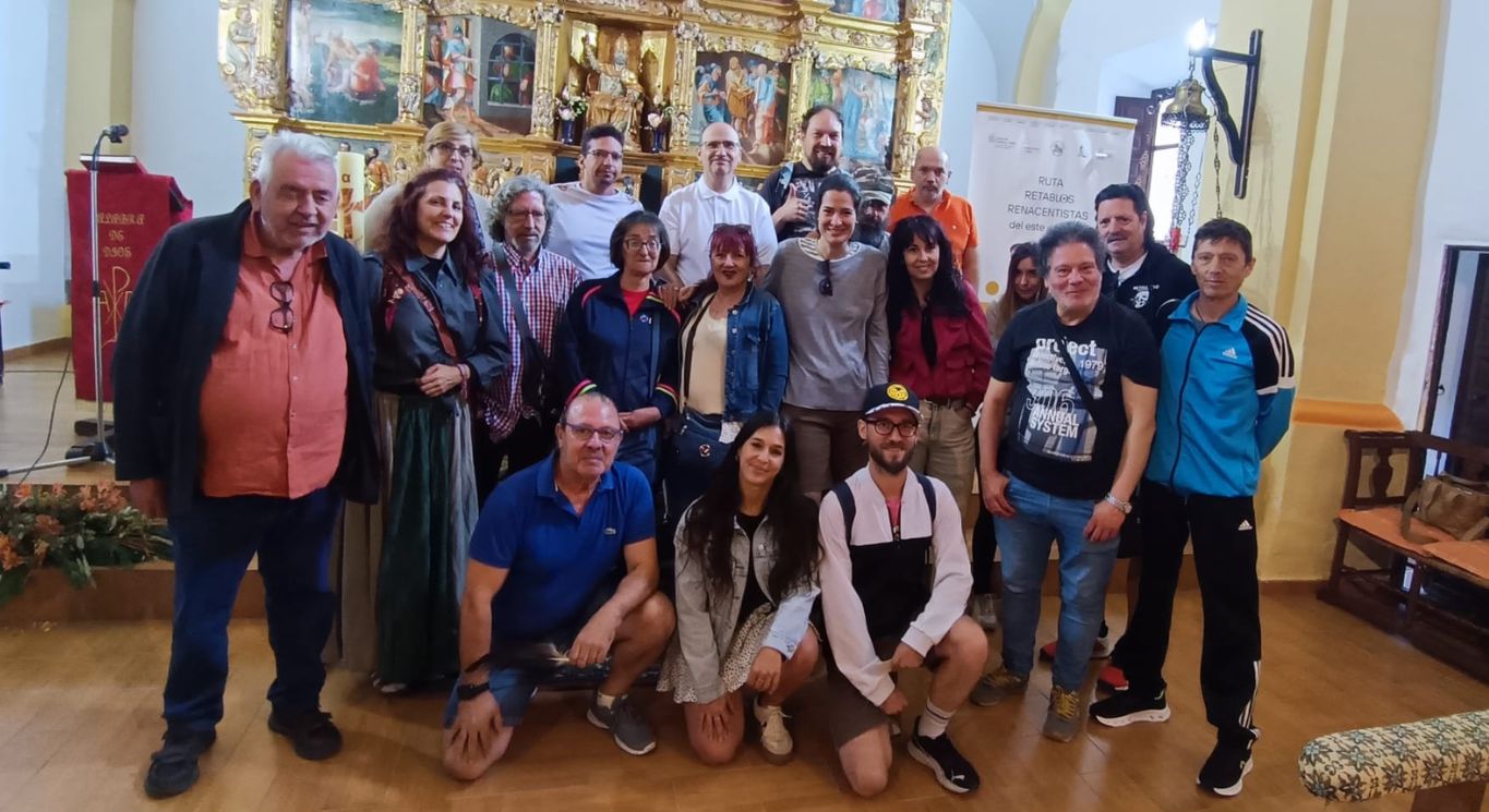 Grupo Salud Mental "El Puente". Valladolid. Visita Retablos Renacentistas este de León